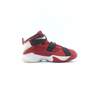 NIKE JAMES 3