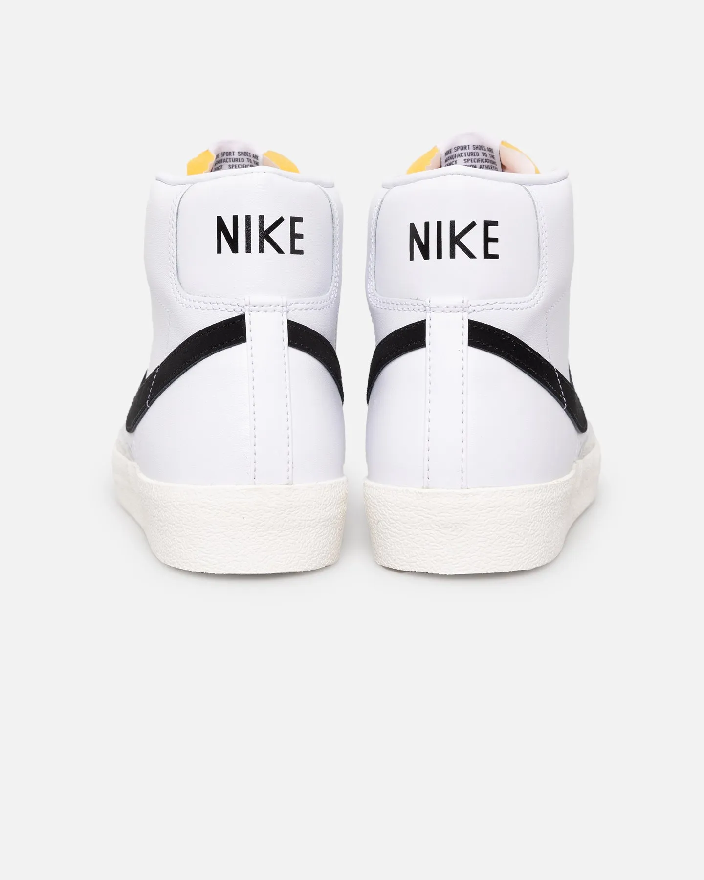 Shock Absorbing Layer Nike Men's Blazer Mid '77 Vintage White/Black