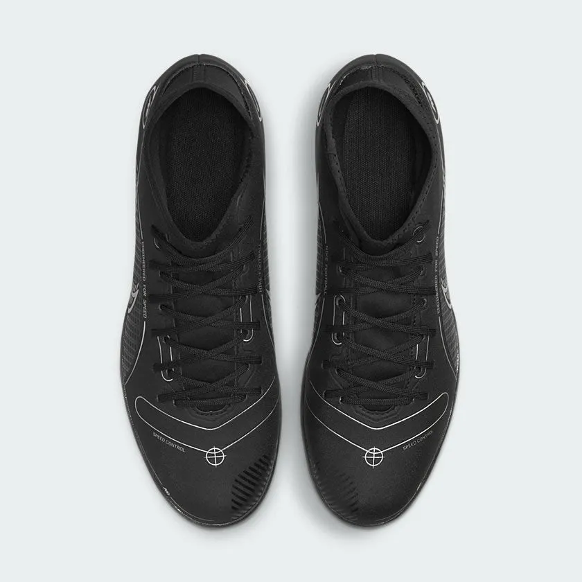 running with a smooth outsole Nike Men's Superfly 8 Club IC DJ2907 007