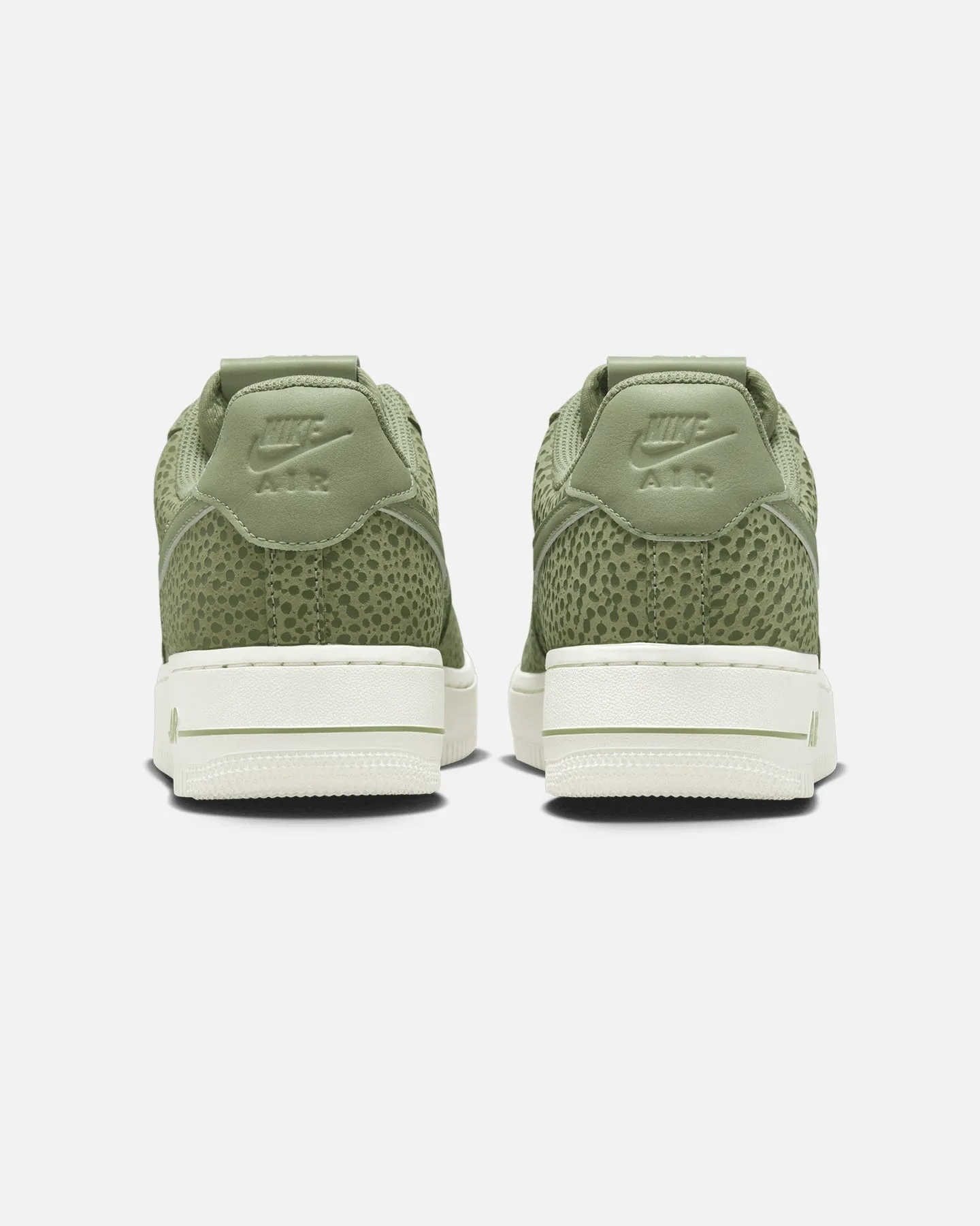 tempo - running shoes Slip Resistance Nike Women's Air Force 1 '07 Premium Sesame/Oil Green