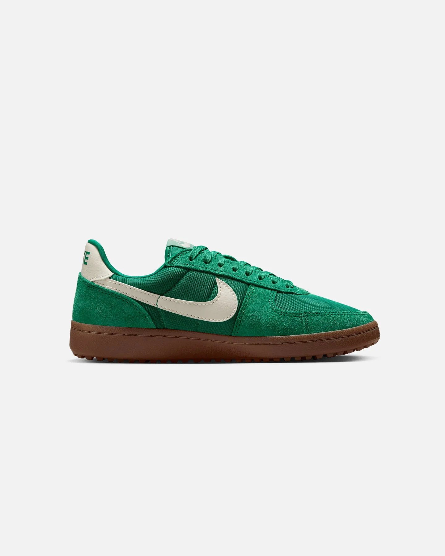 style - focused Nike Women's Field General Malachite Green
