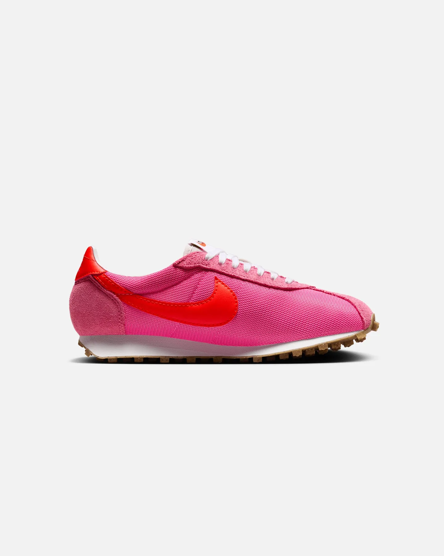 snug fit shoes Light Diffusion Reflective Nike Women's LD-1000 Pink