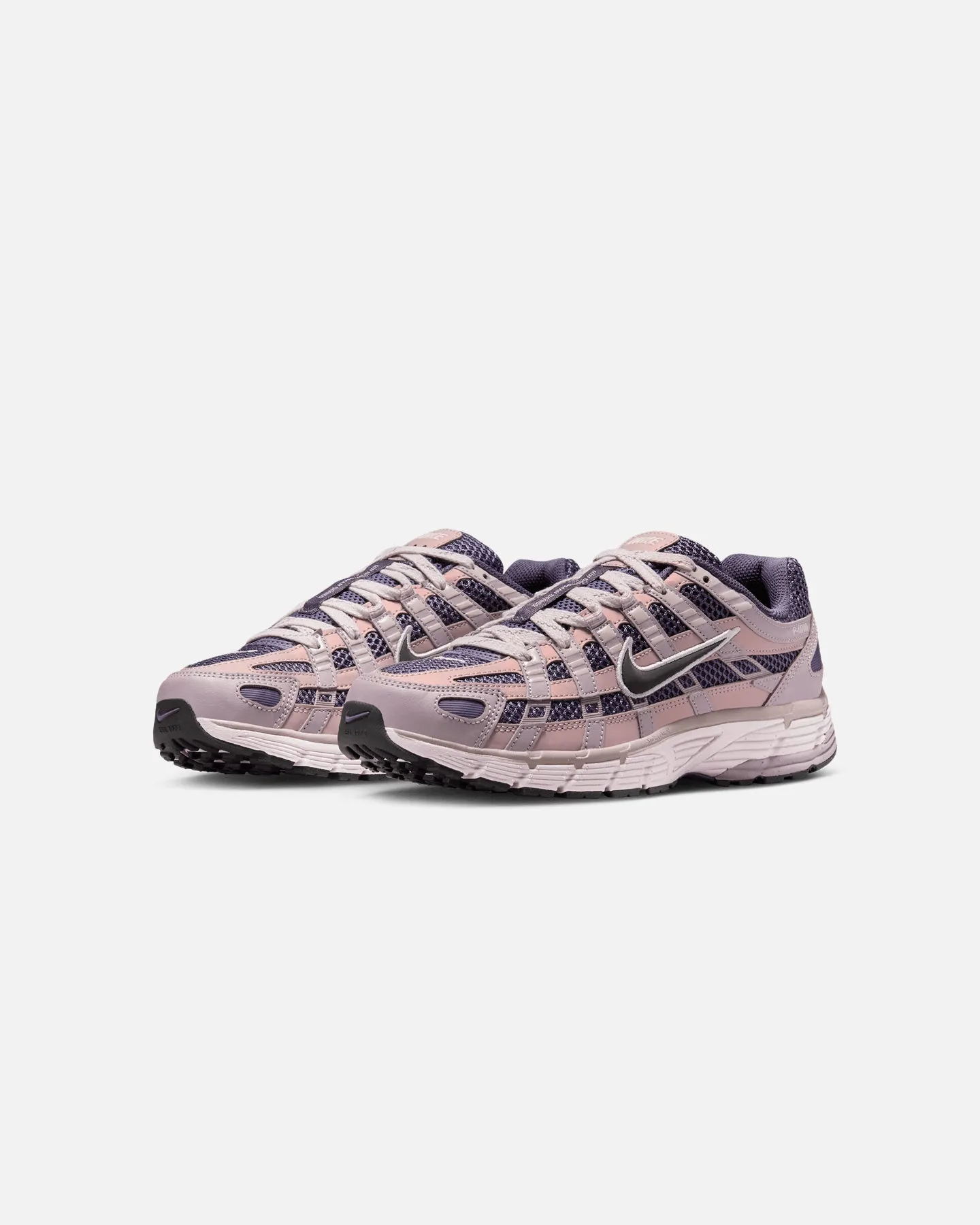 Flexible Groove Construction Nike Women's P-6000 SE Violet