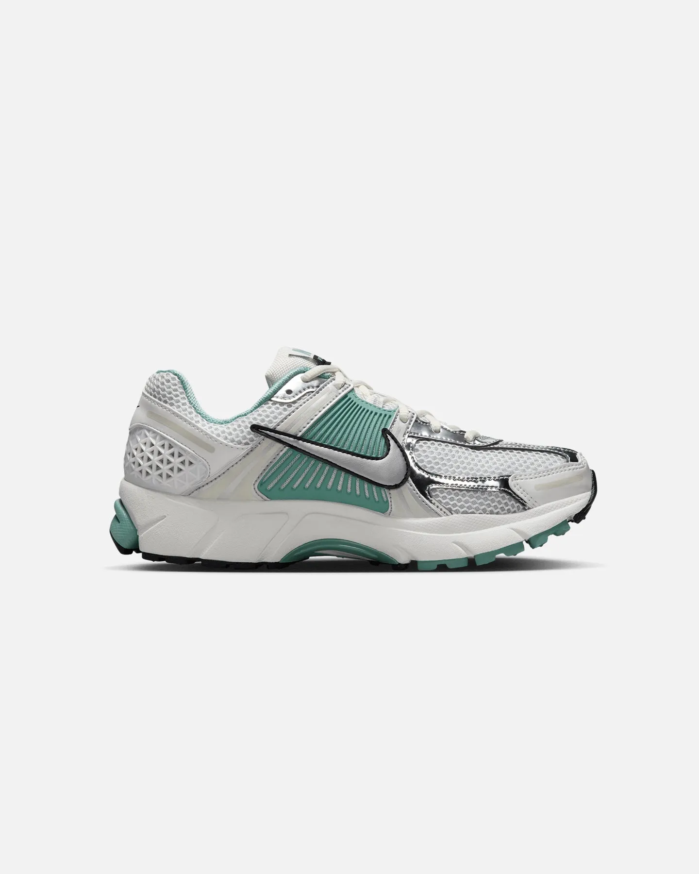 Nike Women's Zoom Vomero 5 Summit White/Metallic Silver-Wolf Grey Wear   Resistant moisture - wicking - design shoes