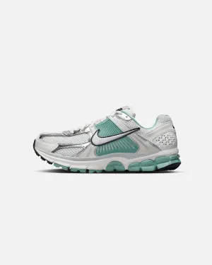 EVA sole running in a frozen river area shoes Nike Women's Zoom Vomero 5 Summit White/Metallic Silver-Wolf Grey