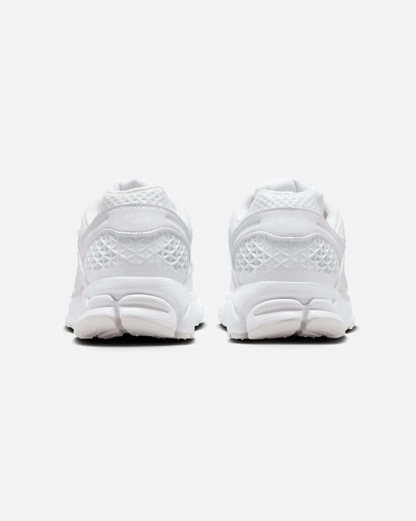 Nike Women's Zoom Vomero 5 White/White Long Distance Comfort