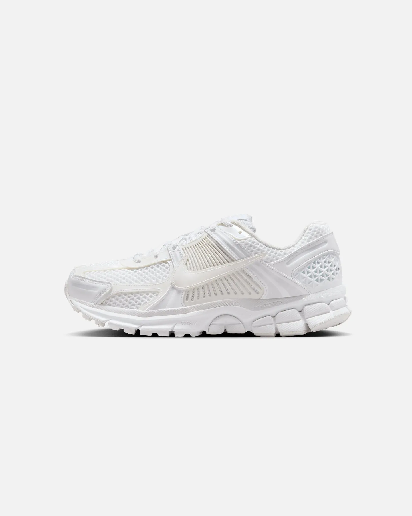 Hyper Elastic Frame Bounce Response Nike Women's Zoom Vomero 5 White/White