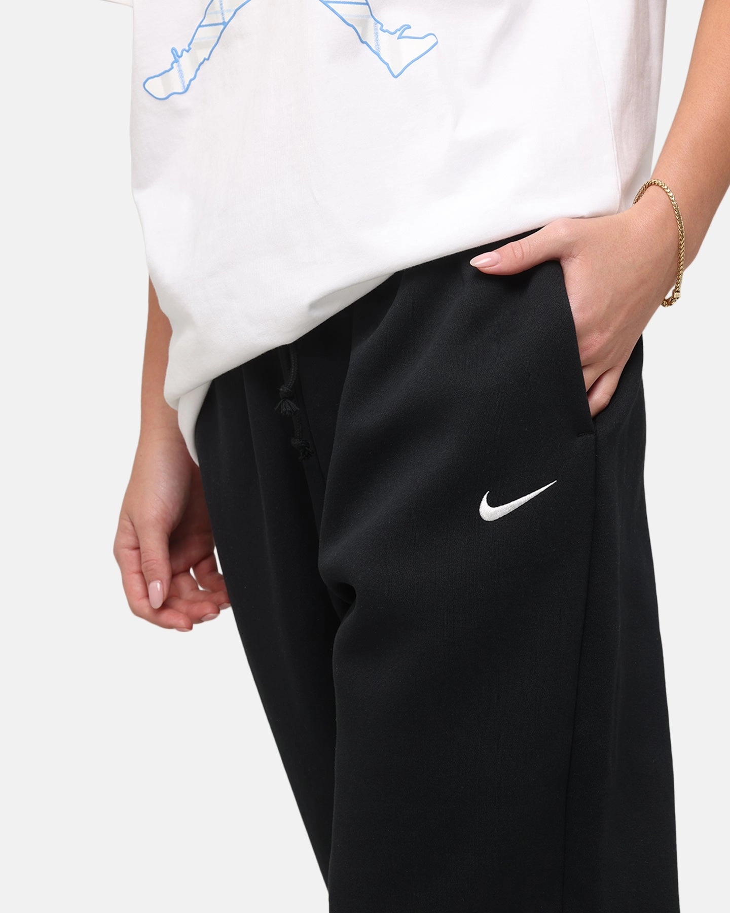 Nike Women's Sportswear Phoenix Fleece High-Waisted Oversized Sweatpants Black/Sail BreathableLining
