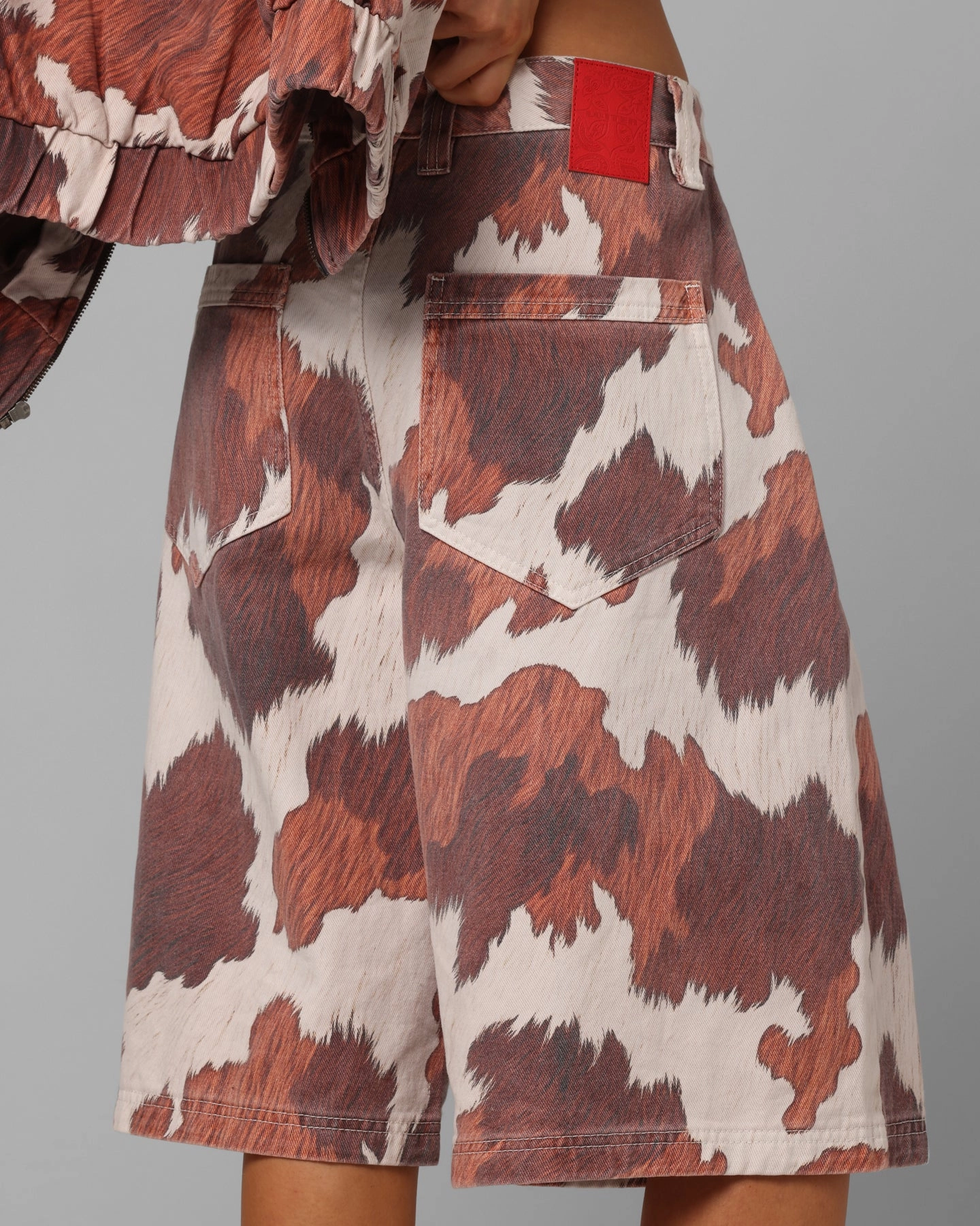 RecyclablePackaging Loiter Hide Jorts Cowhide