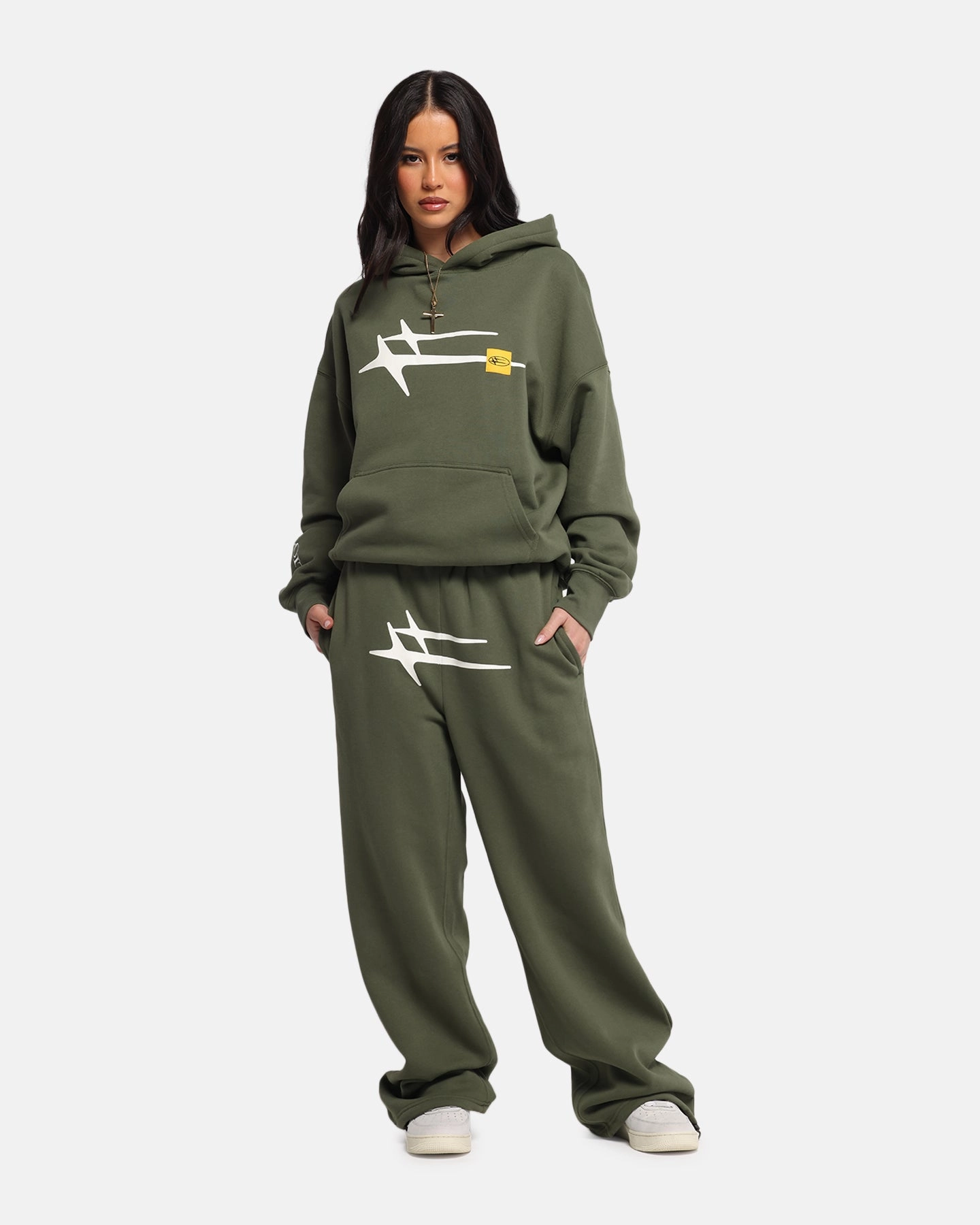 Odor Resistant Loiter Hybrid Sweatpants Olive