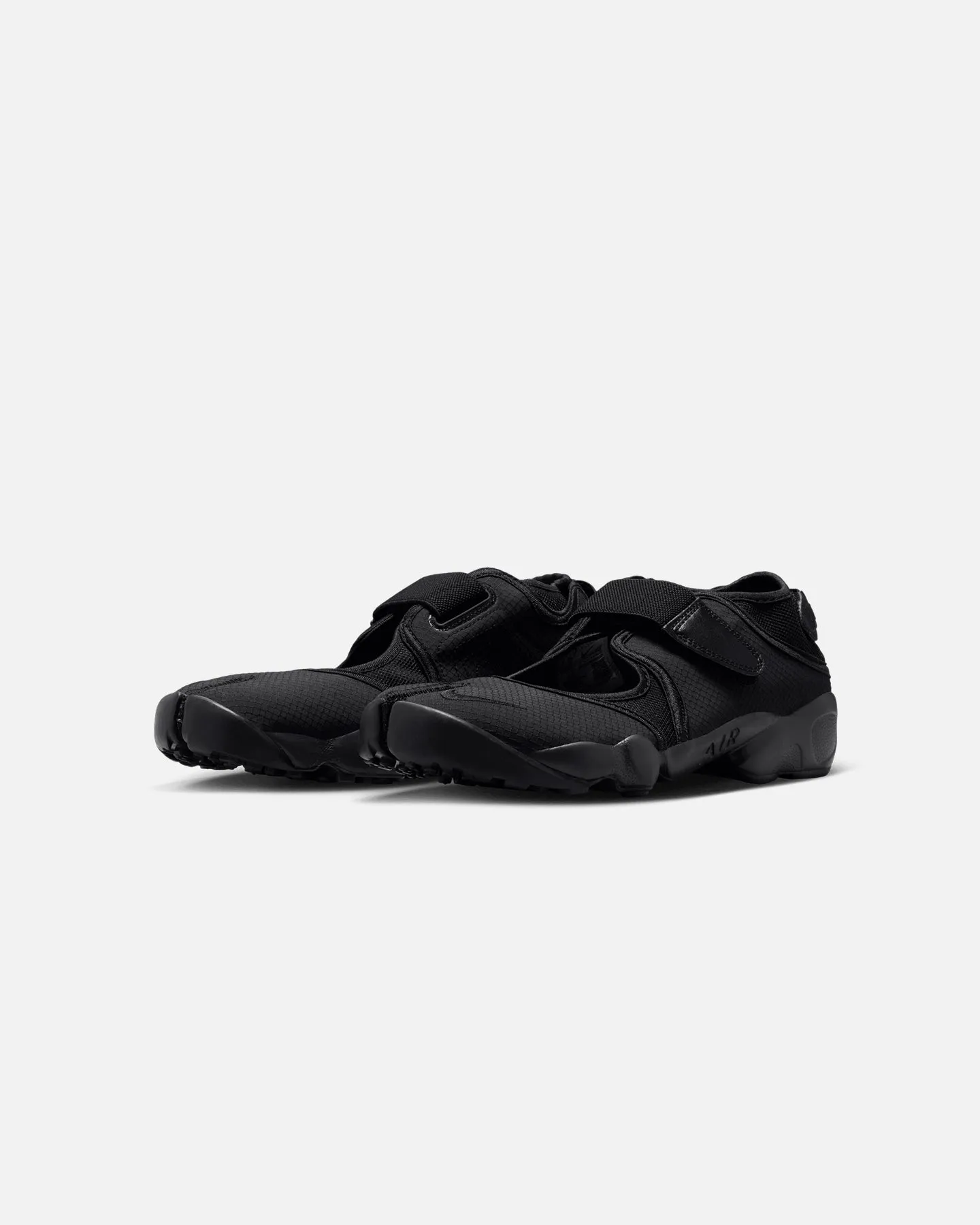 Suede Trim running with ankle braces Nike Women's Air Rift Breathe Black/Black