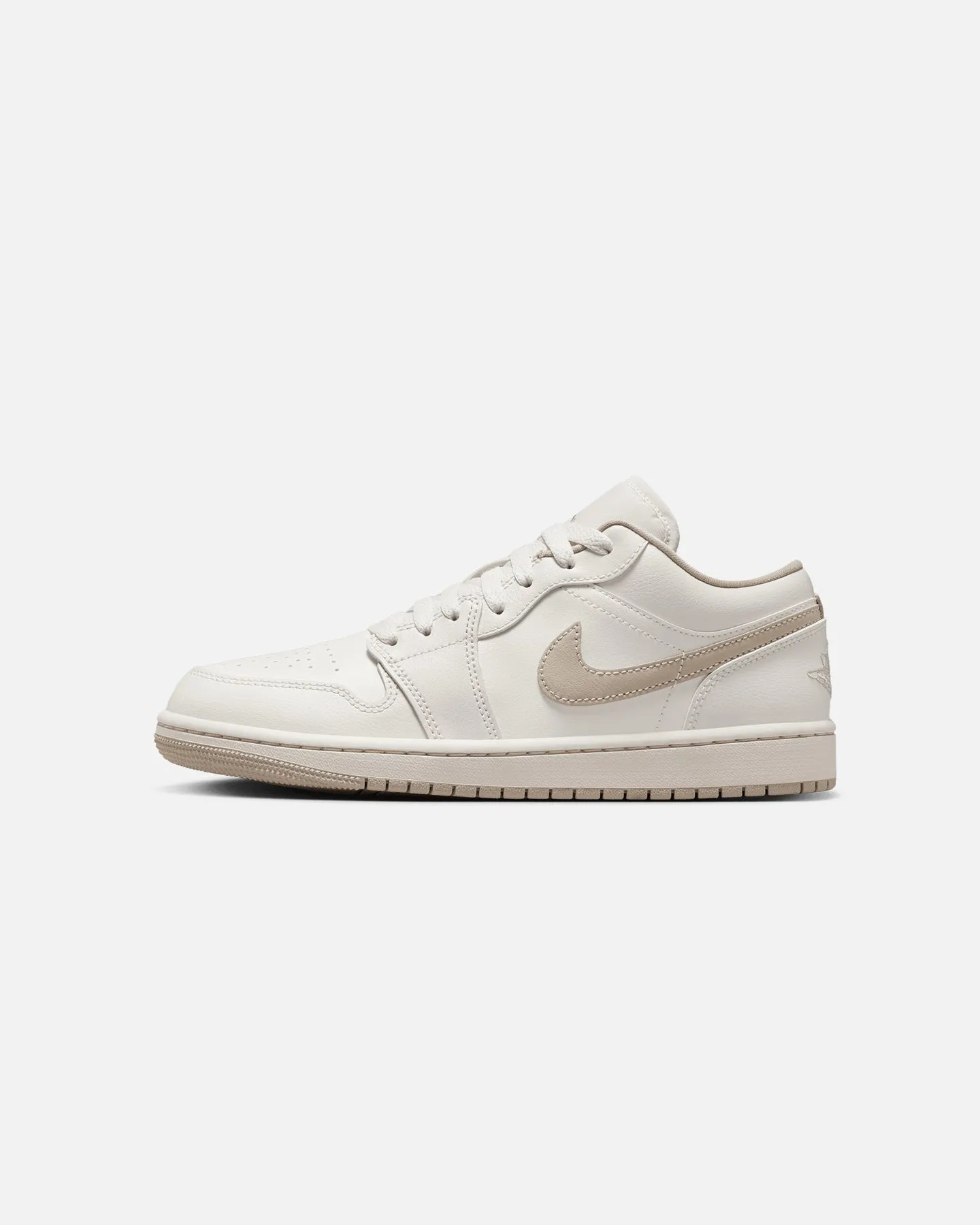 Ergonomic foot shape Jordan Women's Air Jordan 1 Low Sail/Rattan Pale Ivory