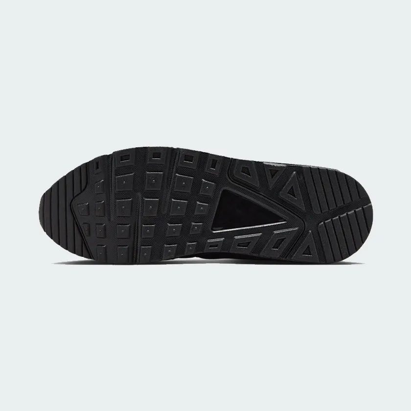 Style - conscious Nike Air Max Command Men's Black Trainers 629993 020