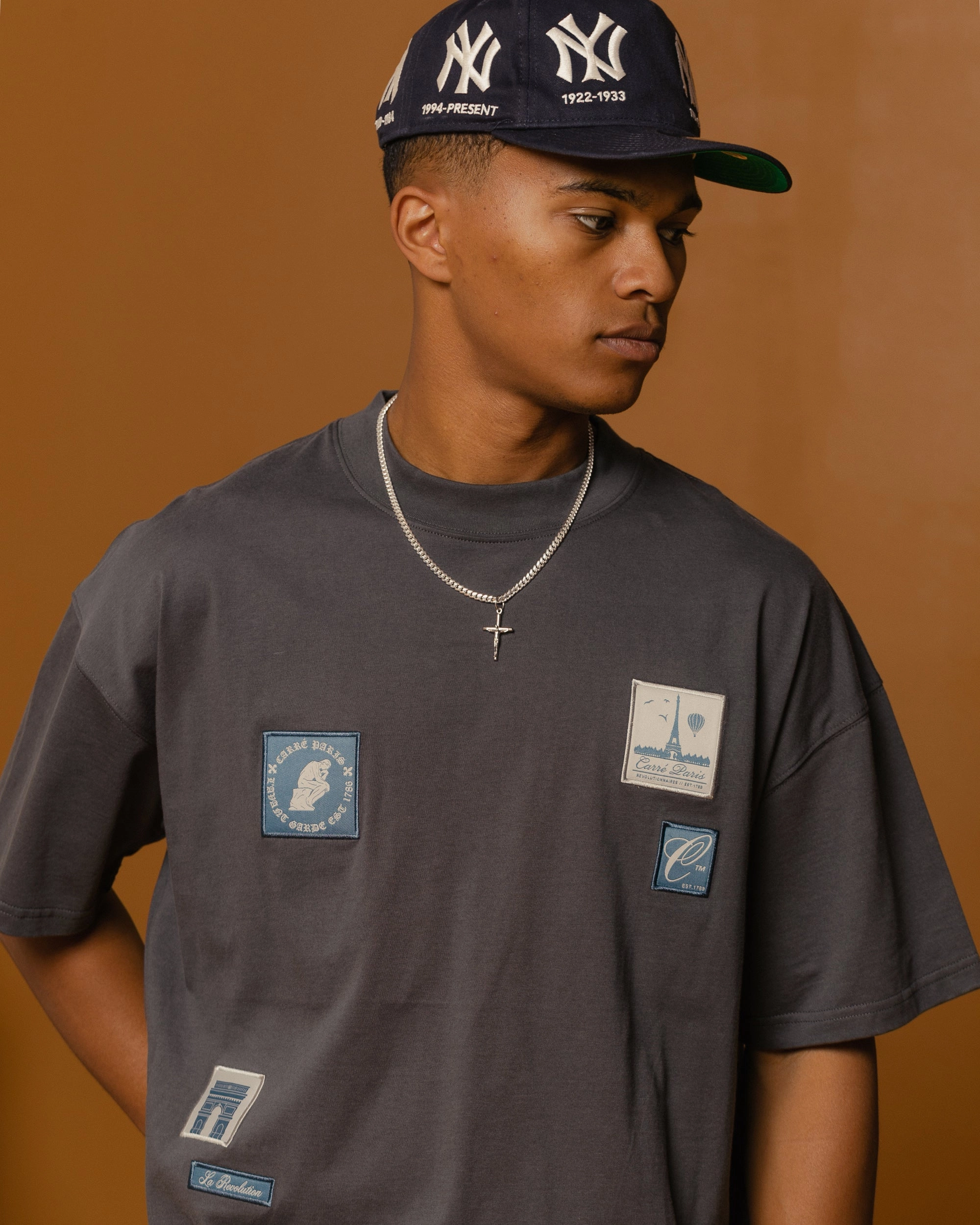 Carre Avant Oversized Short Sleeve T-Shirt Coal Daily Comfort Style