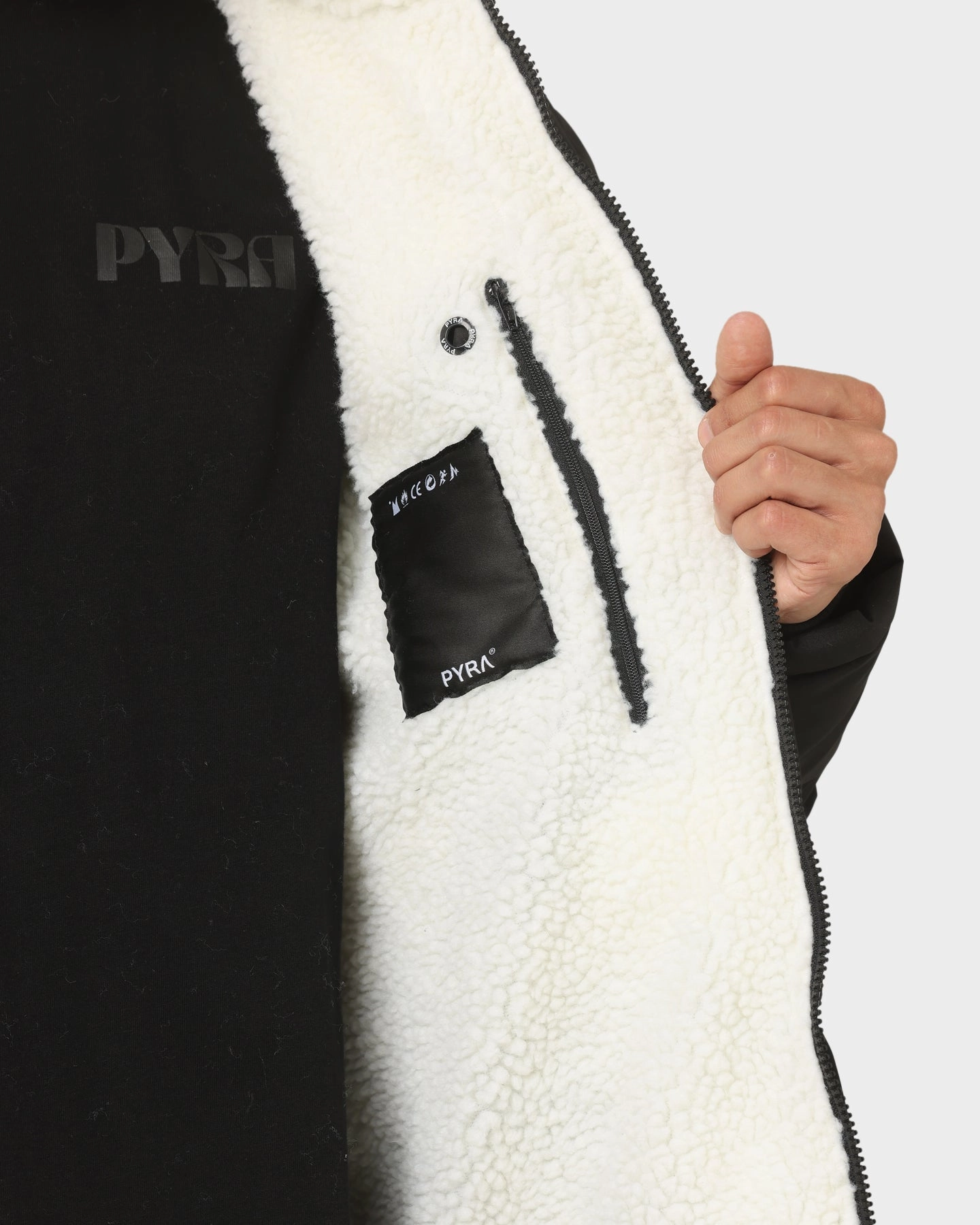 Core Vent Zones PYRA Sherpa Puffa Jacket Black/White