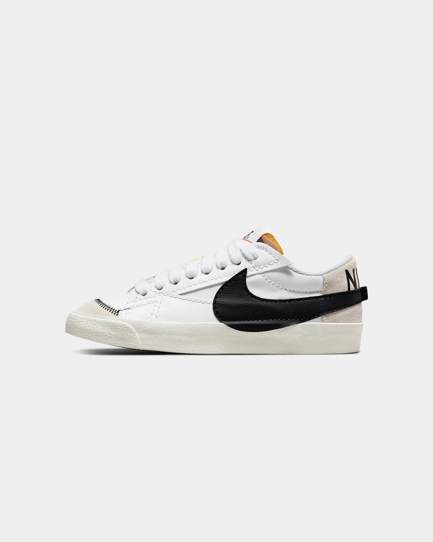 Nike Women's Blazer Low '77 Jumbo White/Black running in a dam area shoes leather - upper - quality - luxury shoes
