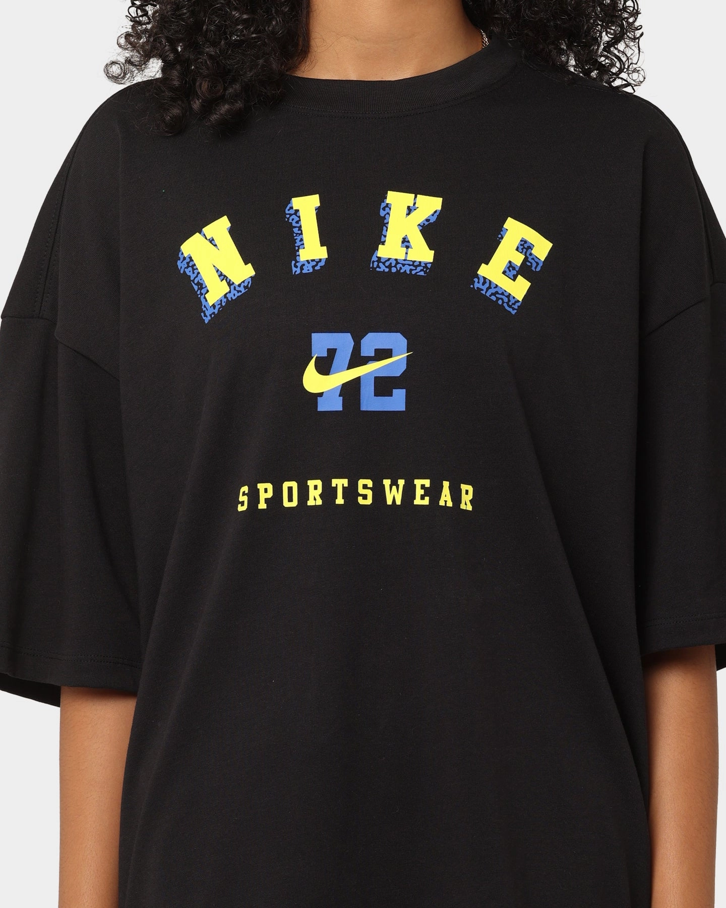 Unisex Fit Nike Women's Nike Sportswear Oversized Graphic T-Shirt Black