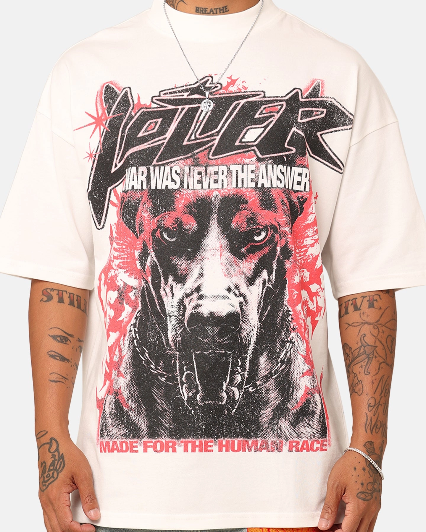 Loiter Dog Tag Oversized T-Shirt Off White Trendy Look