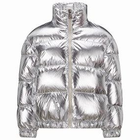 Holiday Trip Moncler Meuse Jacket