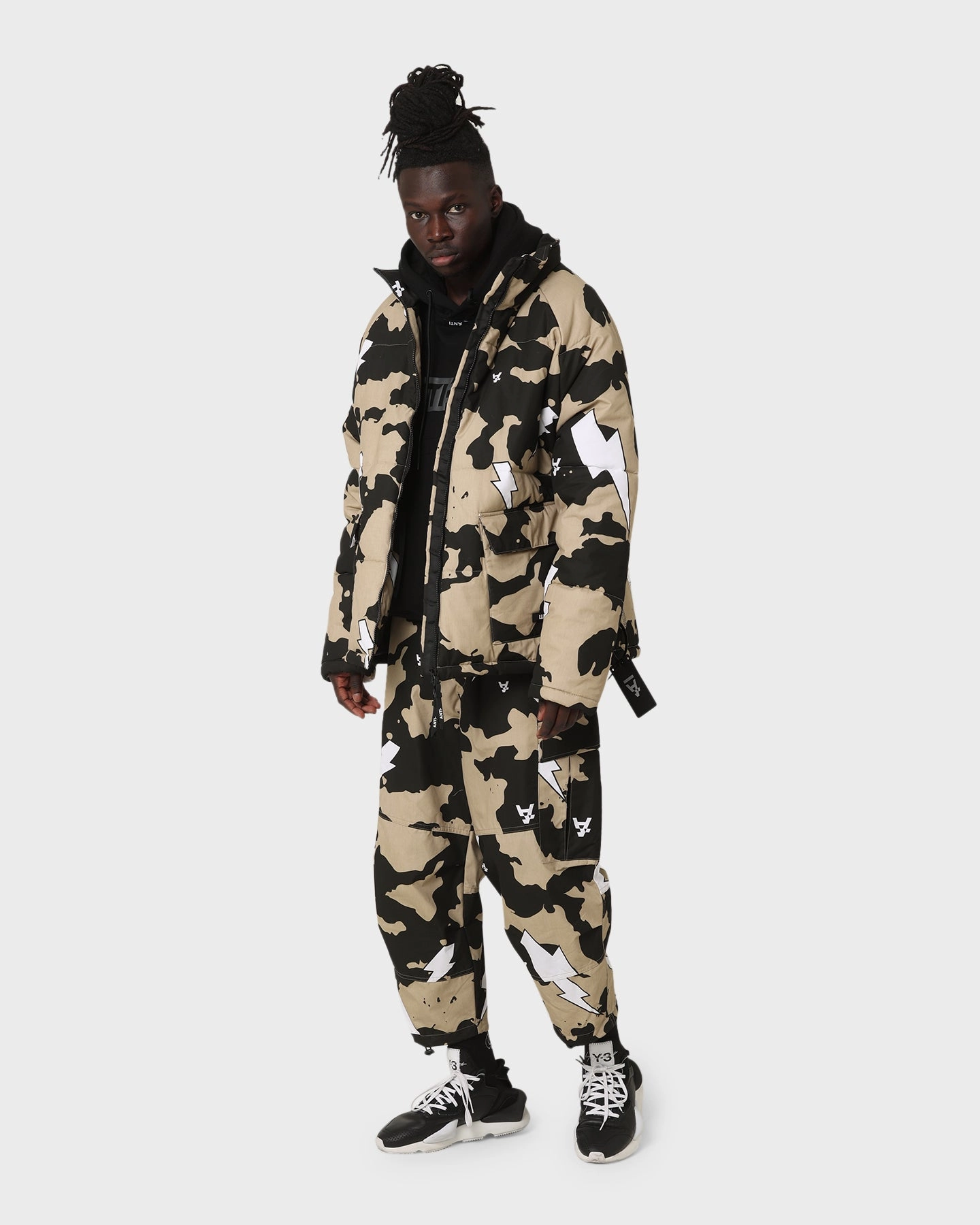 The Anti Order Sand Storm Puffer Jacket Sand Storm Camo Softshell Technology