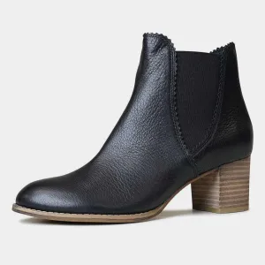 Sadore Black / Natural Leather Ankle Boots