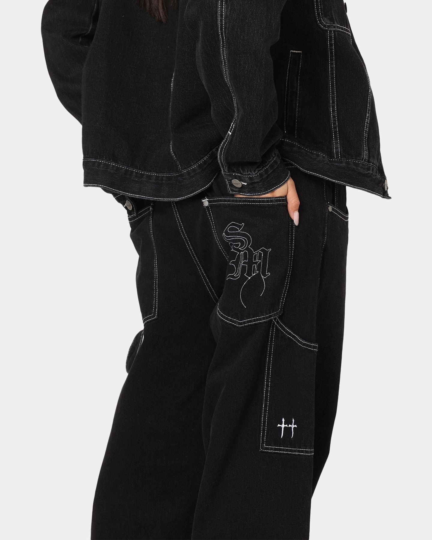 Move Friendly MoistureControlLiner Saint Morta Amplus Fray Carpenter Jeans Contrast Black