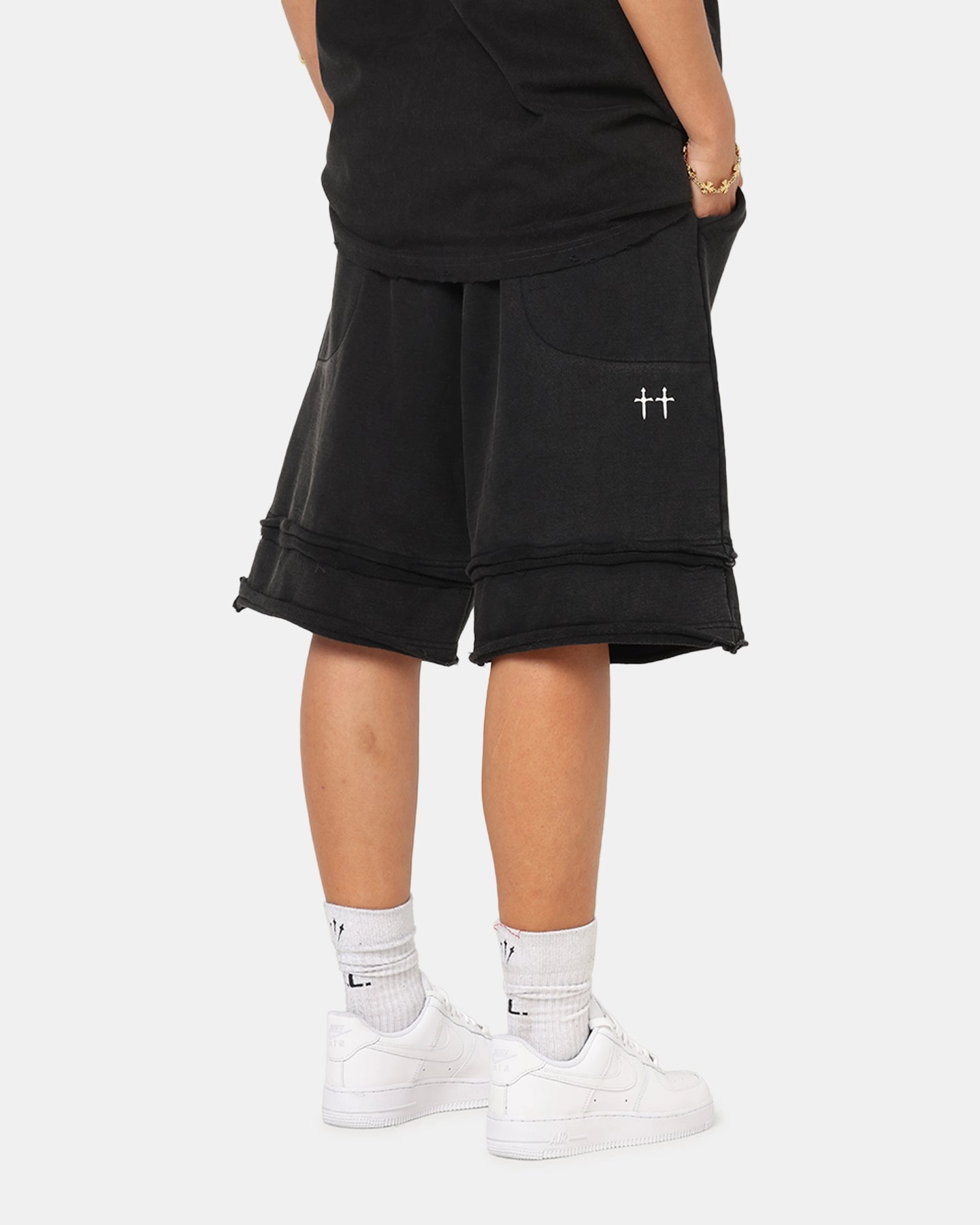 Cozy Look Comfy Look Saint Morta Gothic Layered Sweat Shorts Black