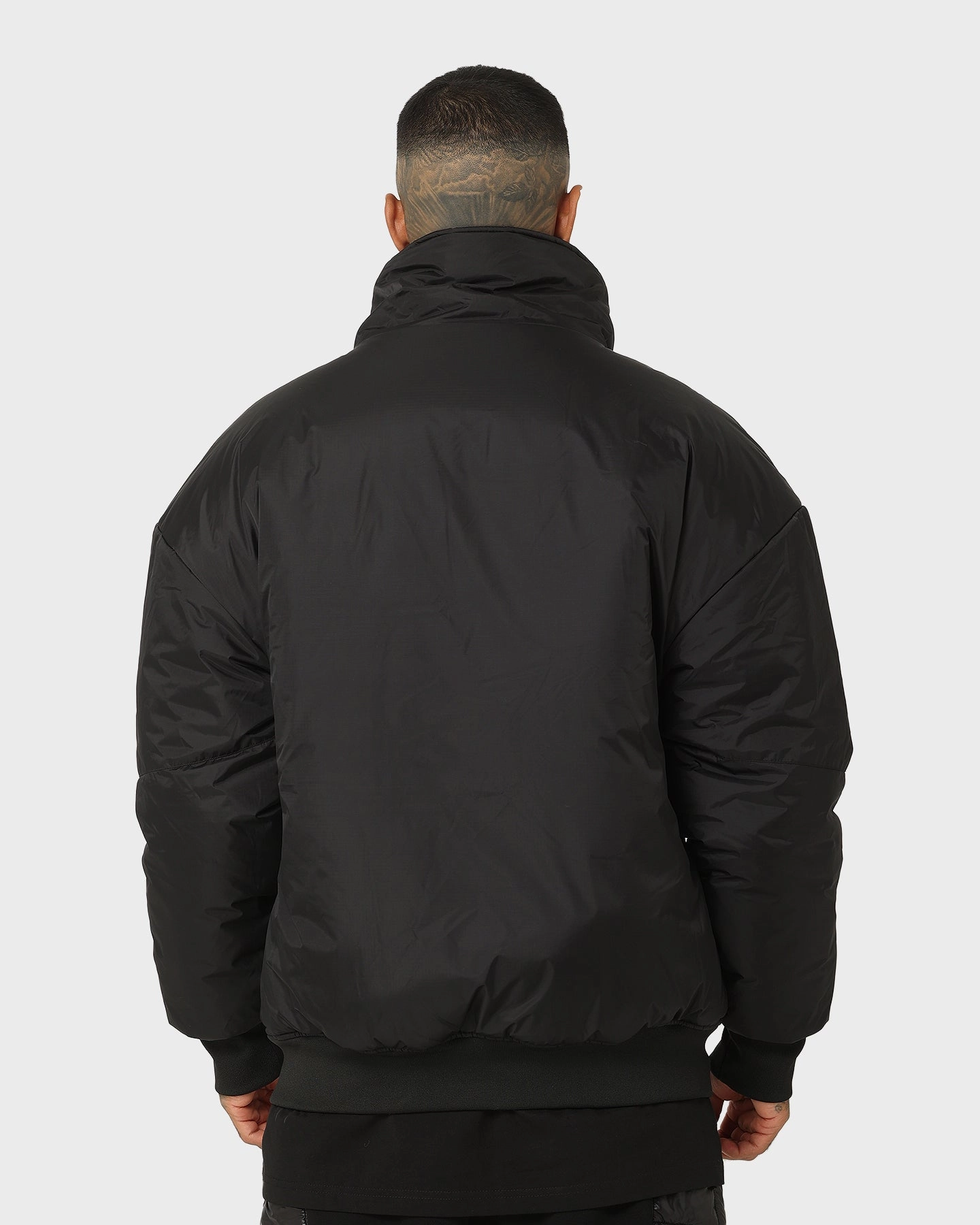 Saint Morta Liberty Puffer Jacket Black Functional Detail concert - goers
