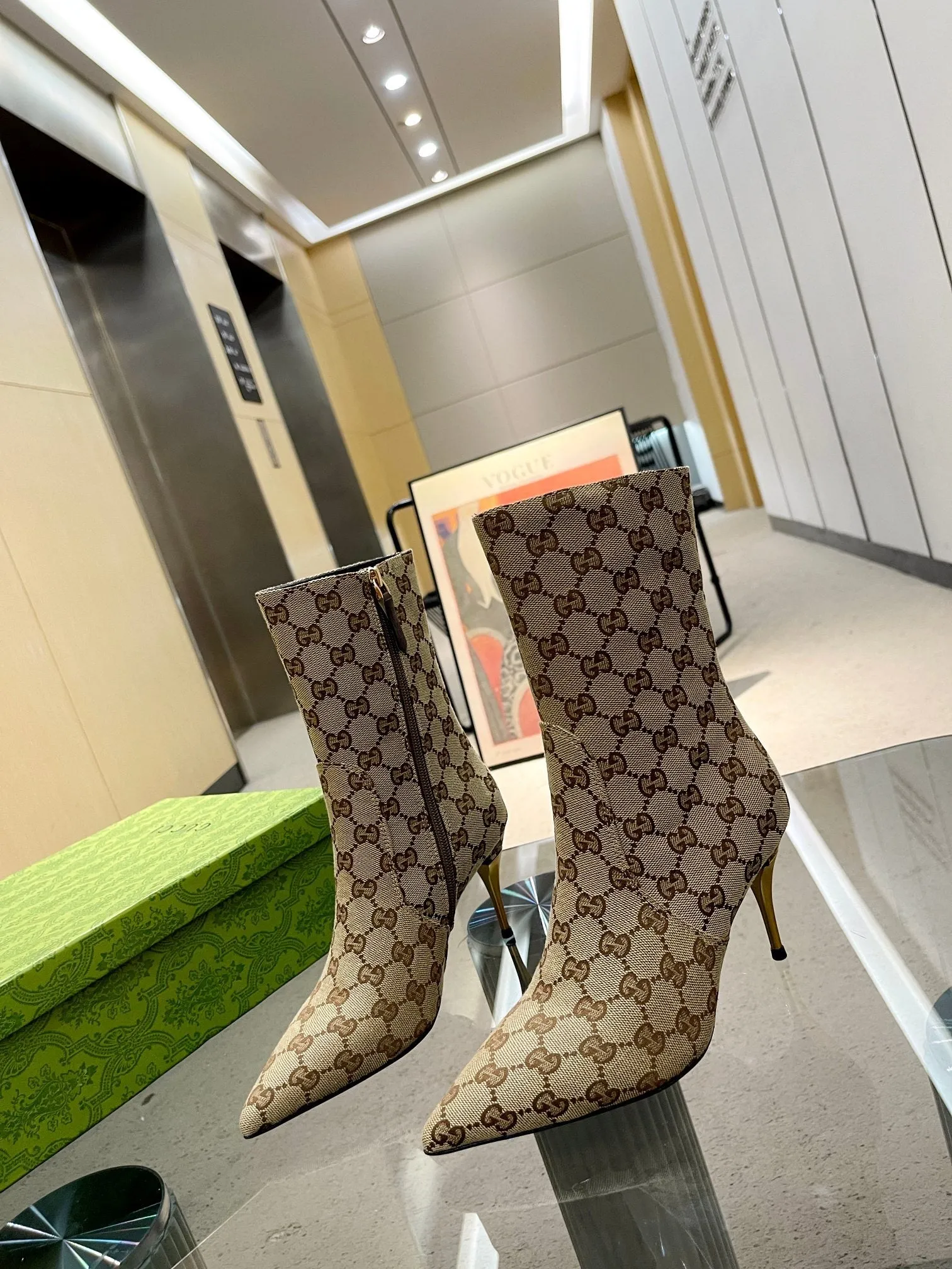 SE1244 GC Women's Ankle Boot / Size5-11