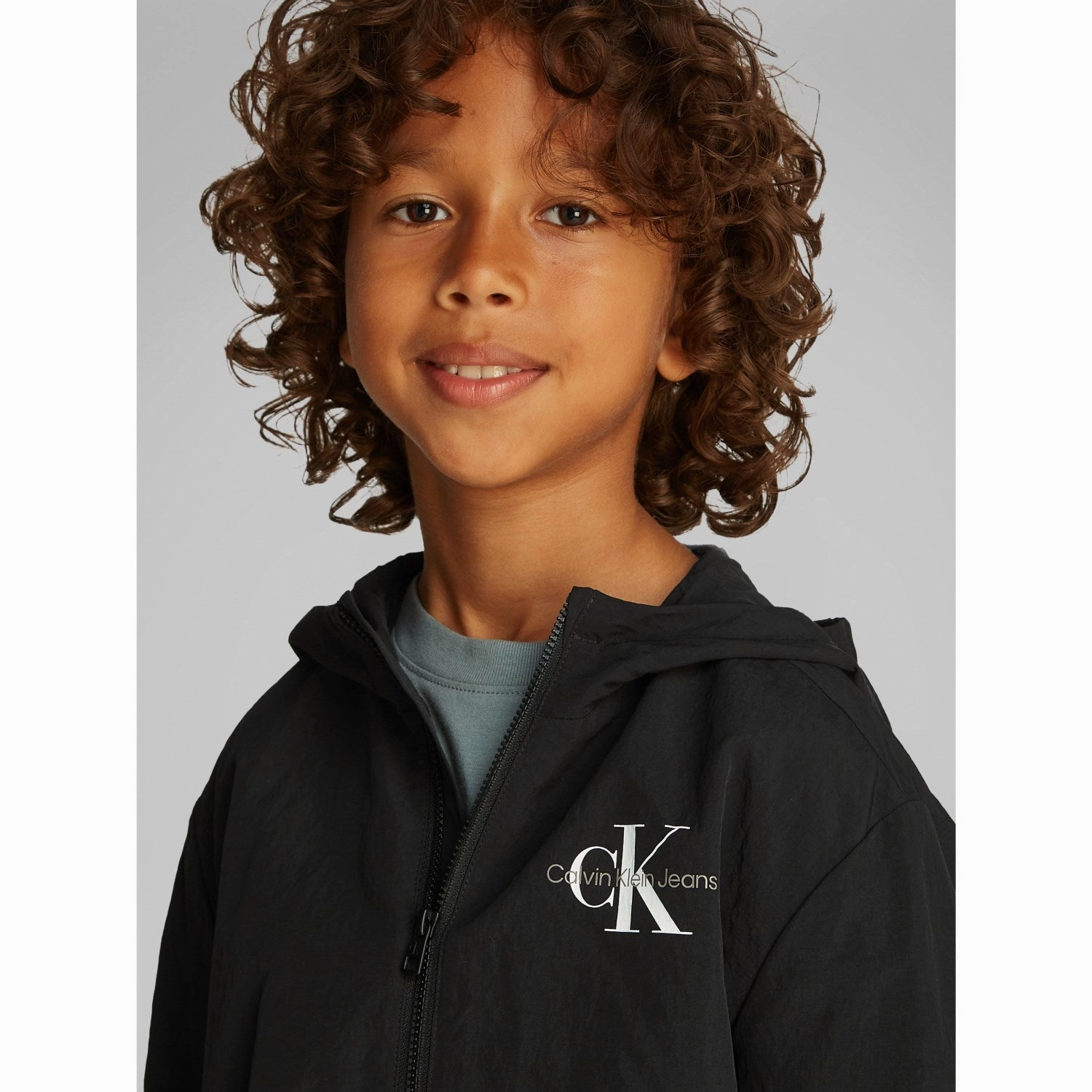 Calvin Klein Ck Black Essential Monologo Windbreaker Jacket Flexible Comfort Heat Reflective Lining