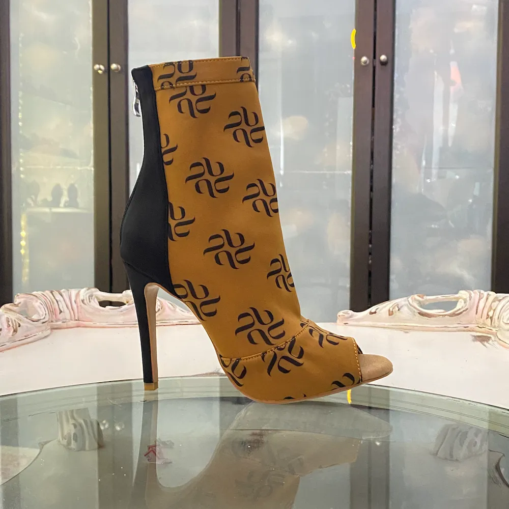 Shabina Logo - Stretch Lycra Sock Dance Booties (Street Sole)