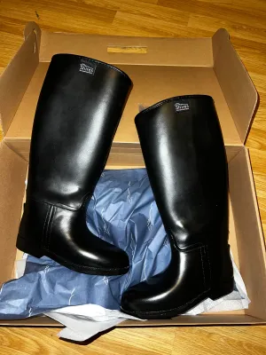 Shires Long Rubber Riding Boots - Size 3 XXW