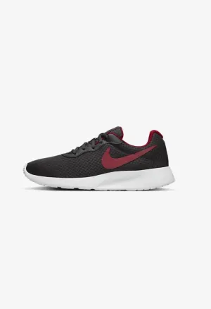 Nike Tanjun Rebound Technology foot - fatigue - reduction