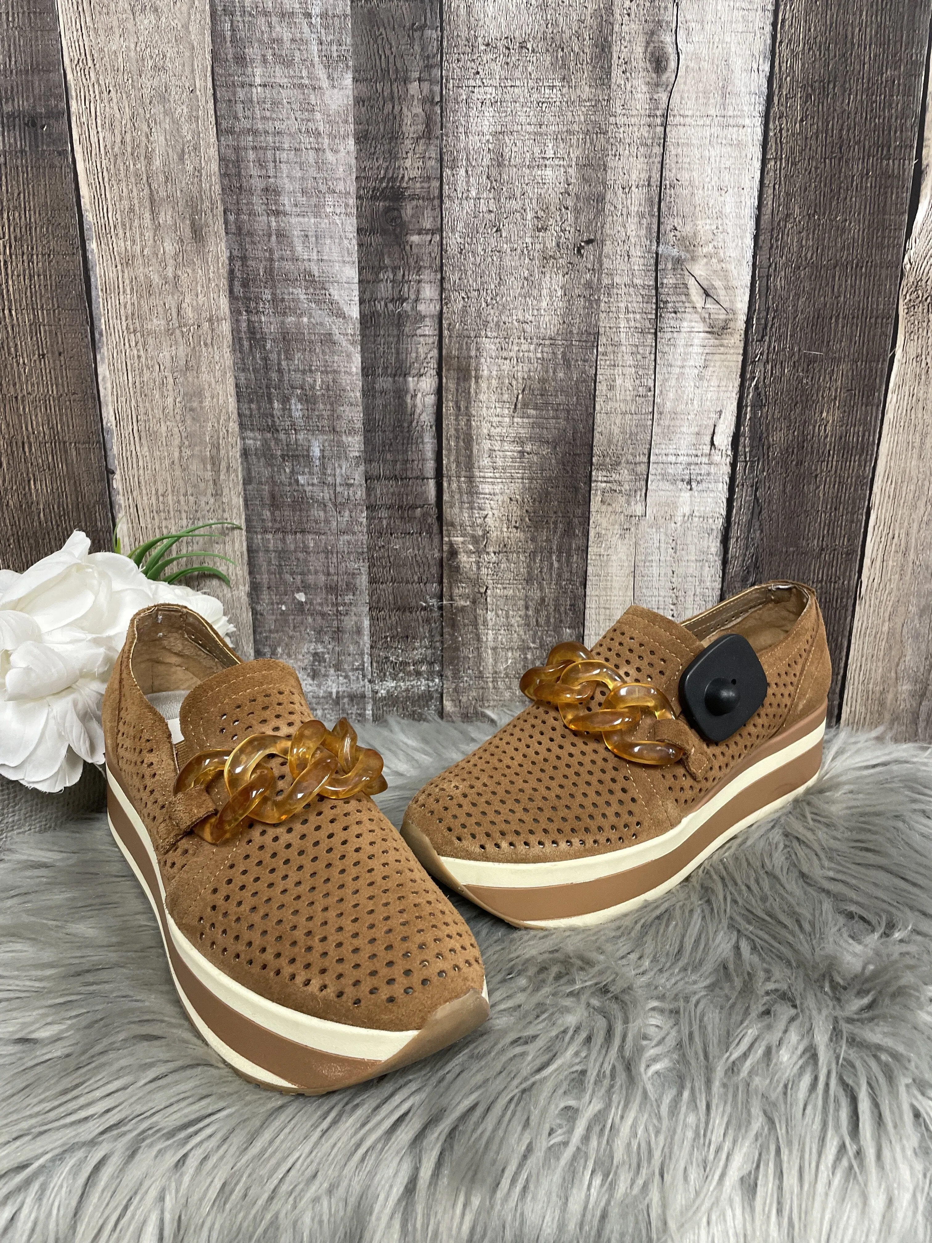 Shoes Heels Wedge By Dolce Vita  Size: 7.5