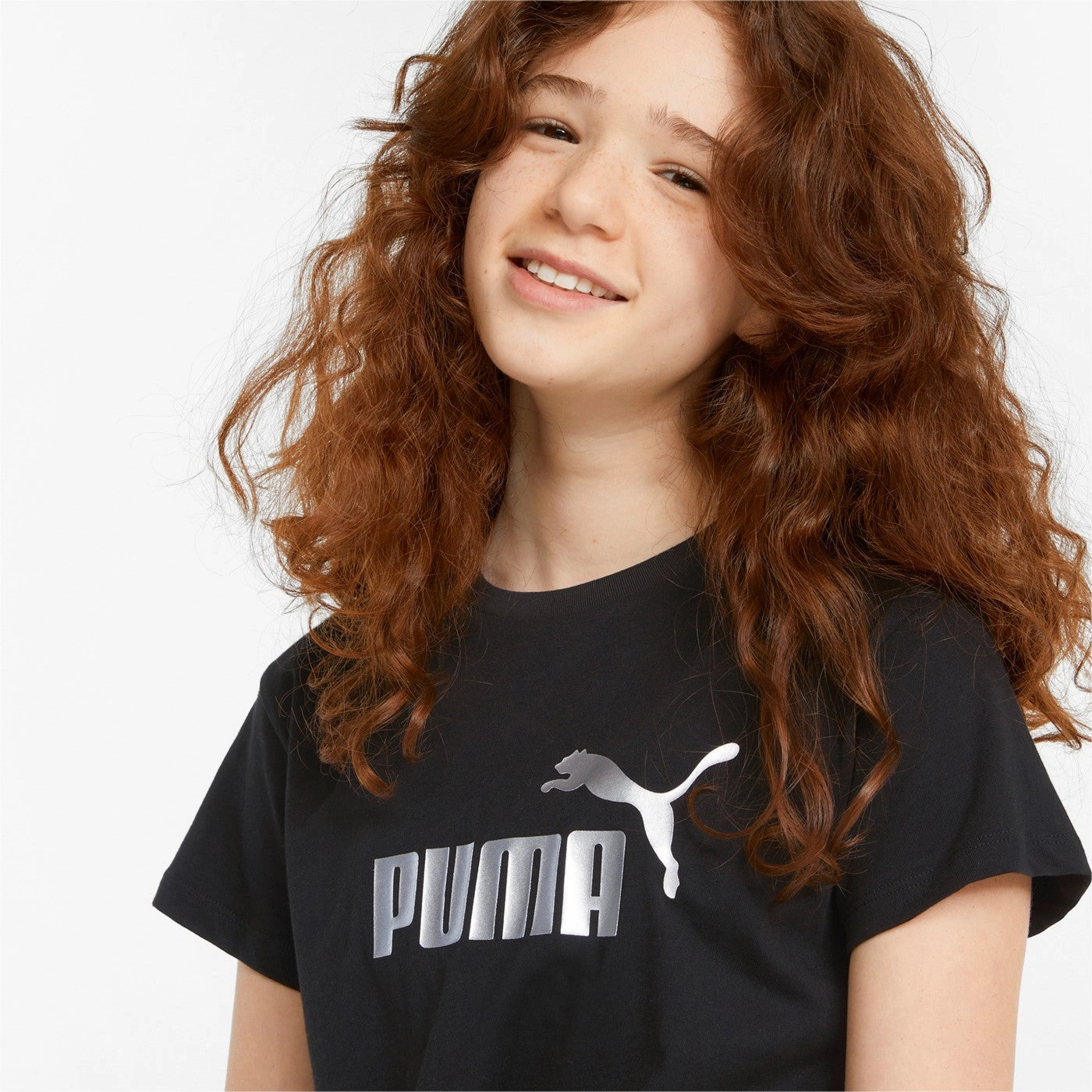 Loose fitting comfort Puma t-shirt manica corta ESS  Logo Knotted Tee G 846956-01 nero