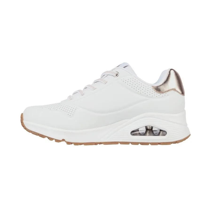 pom - pom - decorated running shoes running in a gulf area shoes Skechers scarpa sneakers da donna Uno Shimmer Away 155196/WHT bianco