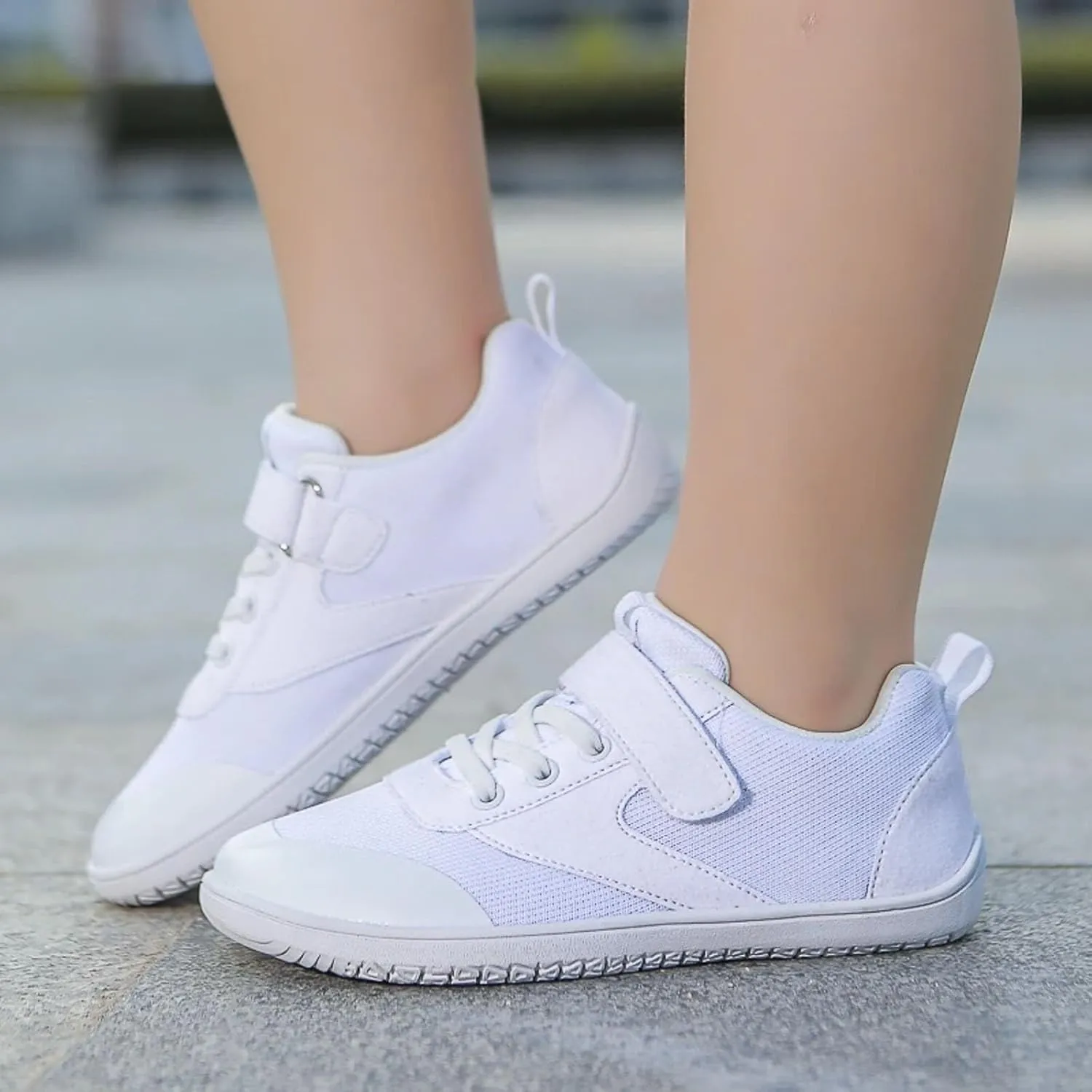 Sneakers for Girls Fashion Breathable Mesh Running Sneakers with Hook and Loop Comfortable Lightweight Sports Shoes