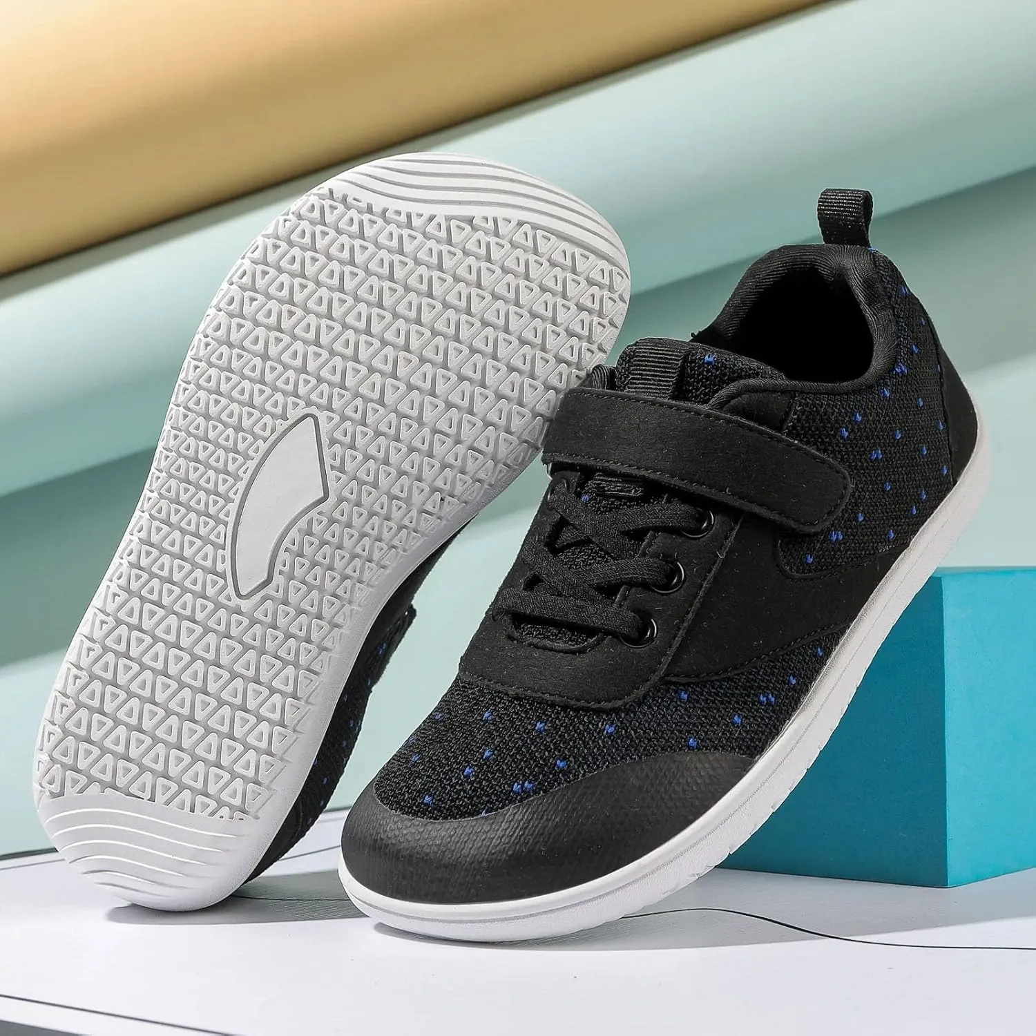 Sneakers for Girls Fashion Breathable Mesh Running Sneakers with Hook and Loop Comfortable Lightweight Sports Shoes