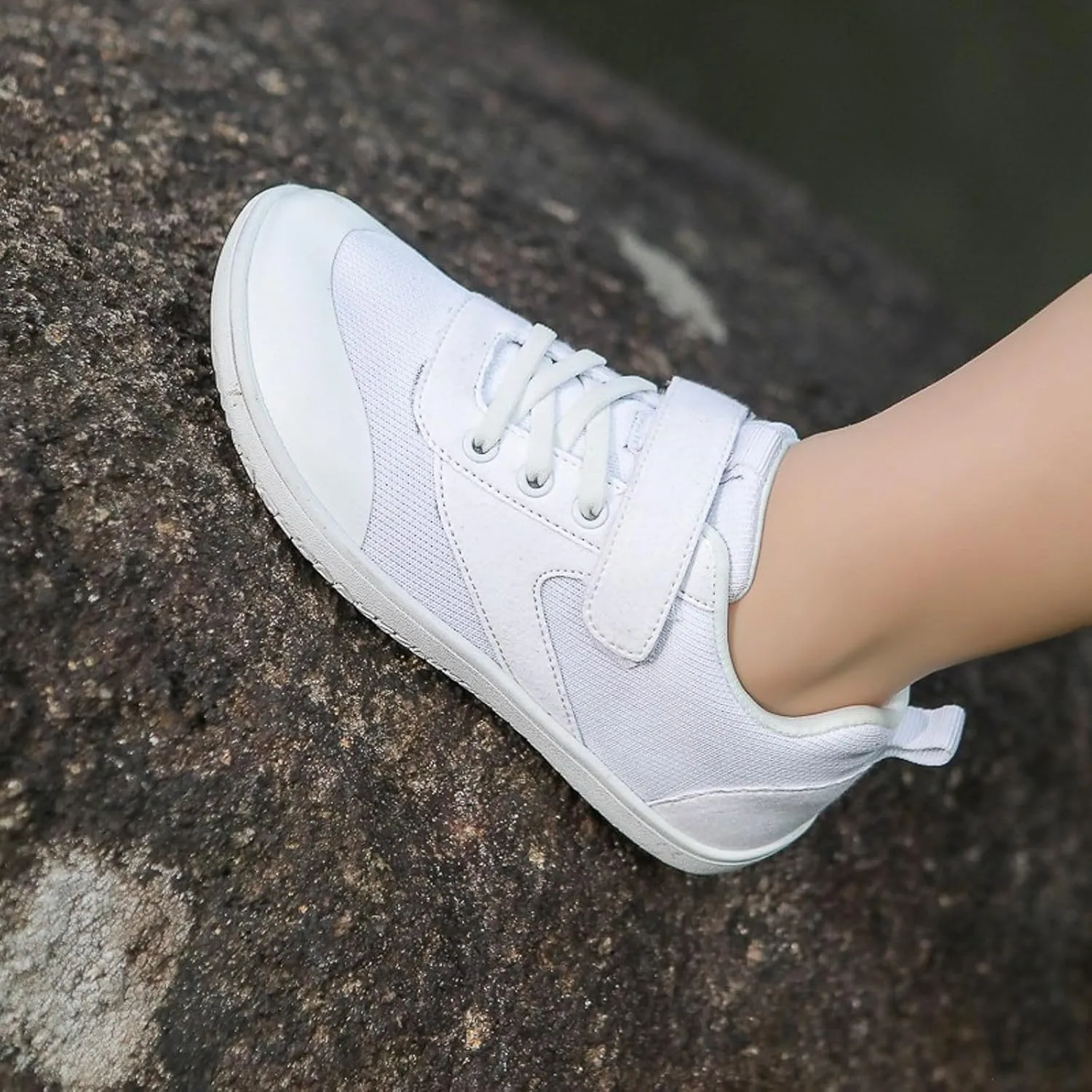 Sneakers for Girls Fashion Breathable Mesh Running Sneakers with Hook and Loop Comfortable Lightweight Sports Shoes