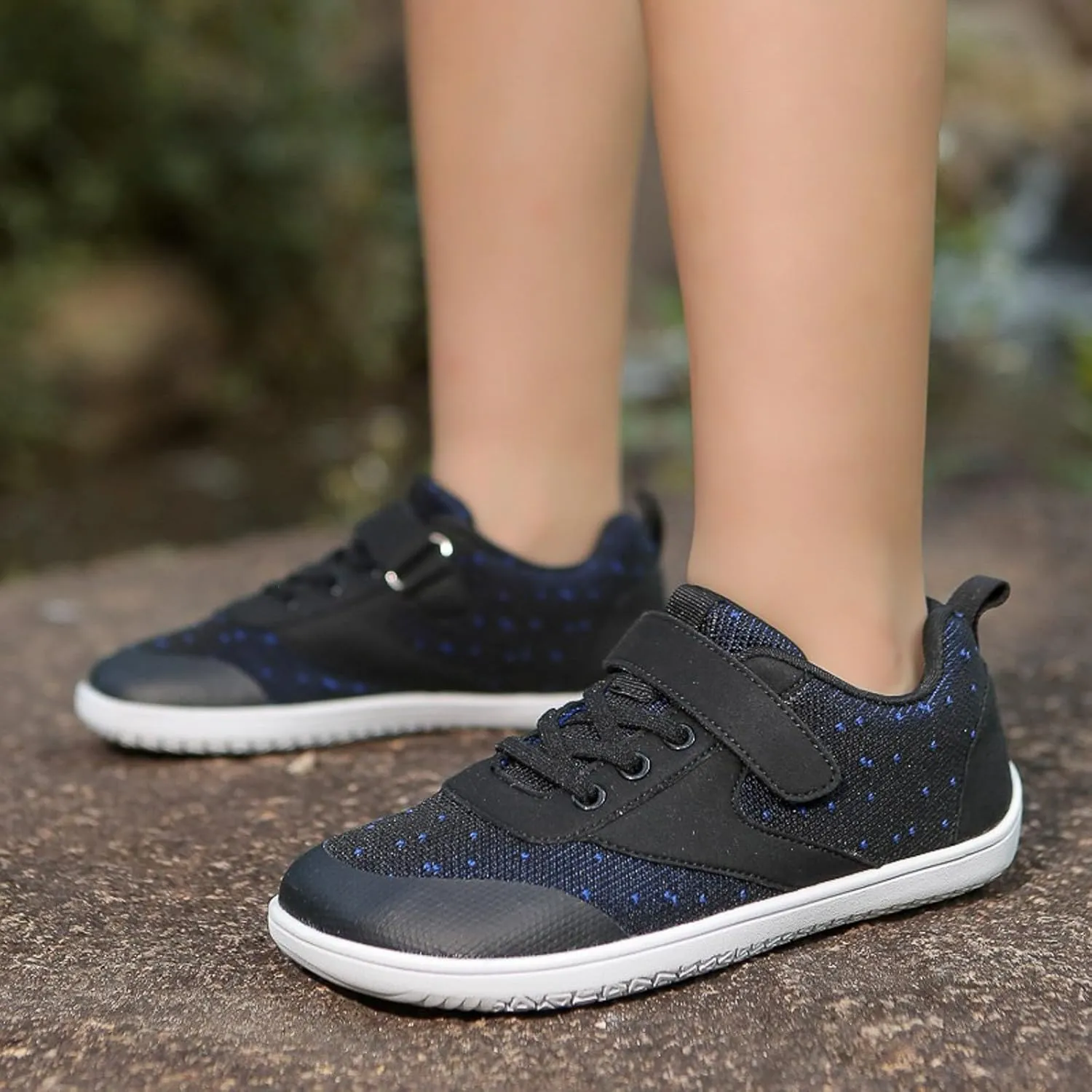 Sneakers for Girls Fashion Breathable Mesh Running Sneakers with Hook and Loop Comfortable Lightweight Sports Shoes