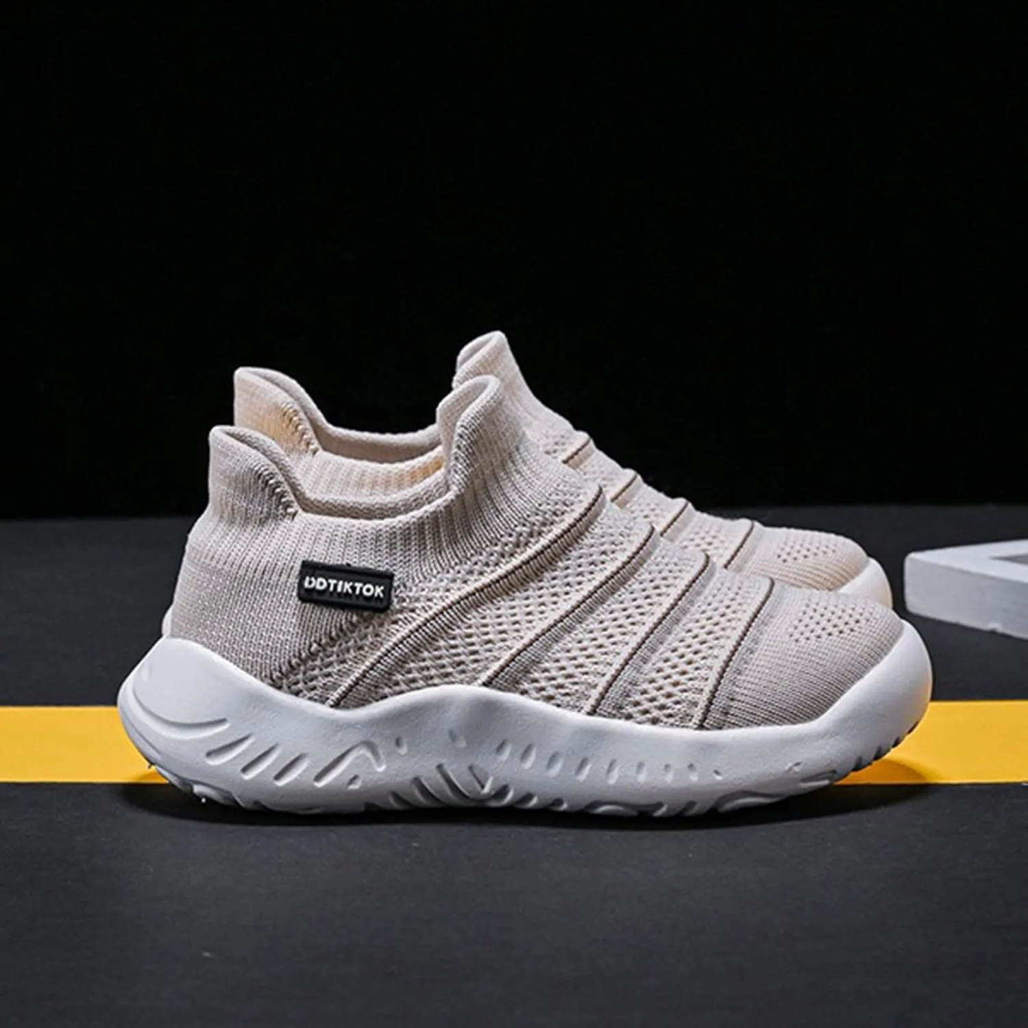 Sneakers for Girls Lightweight Athletic Running Shoes Elastic Breathable Knit School Sports Shoes Slip On Sock Sneakers