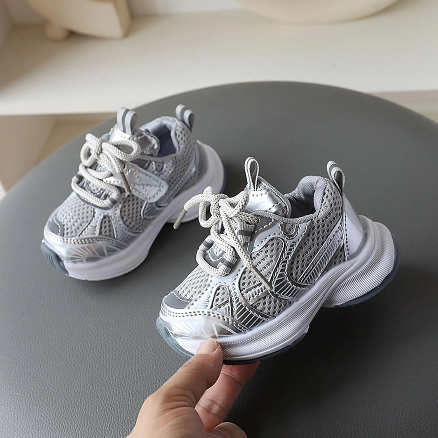 Sneakers for Girls Lightweight Breathable Causal Shoes Lace Up Comfortable Walking Shoes Fashion Thick Sole Sports Shoes