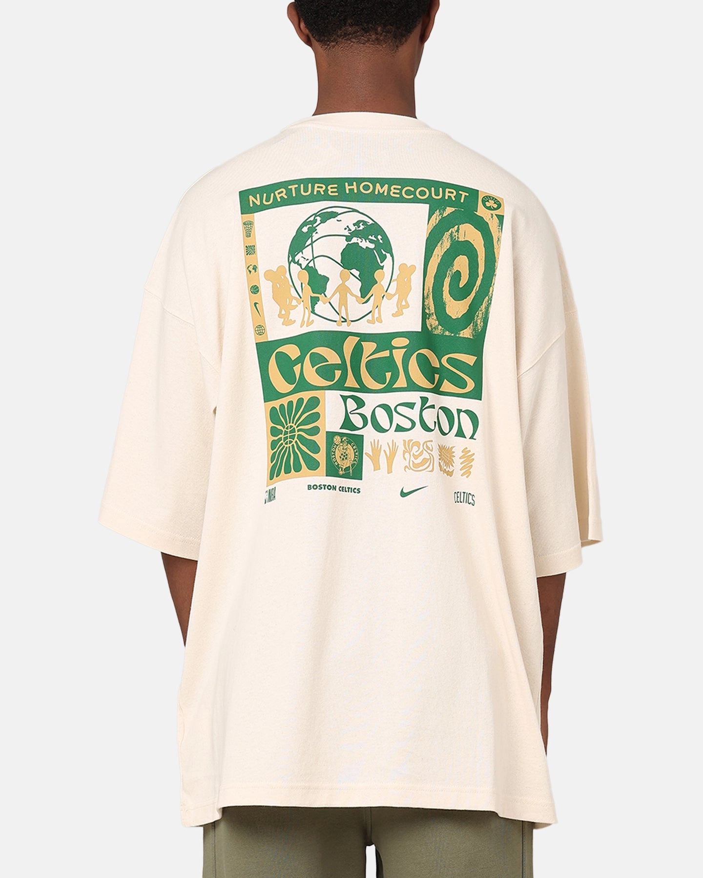 Nike Boston Celtics NBA Courtside Oversized T-Shirt Pure Elegant and Relaxed Running Gear