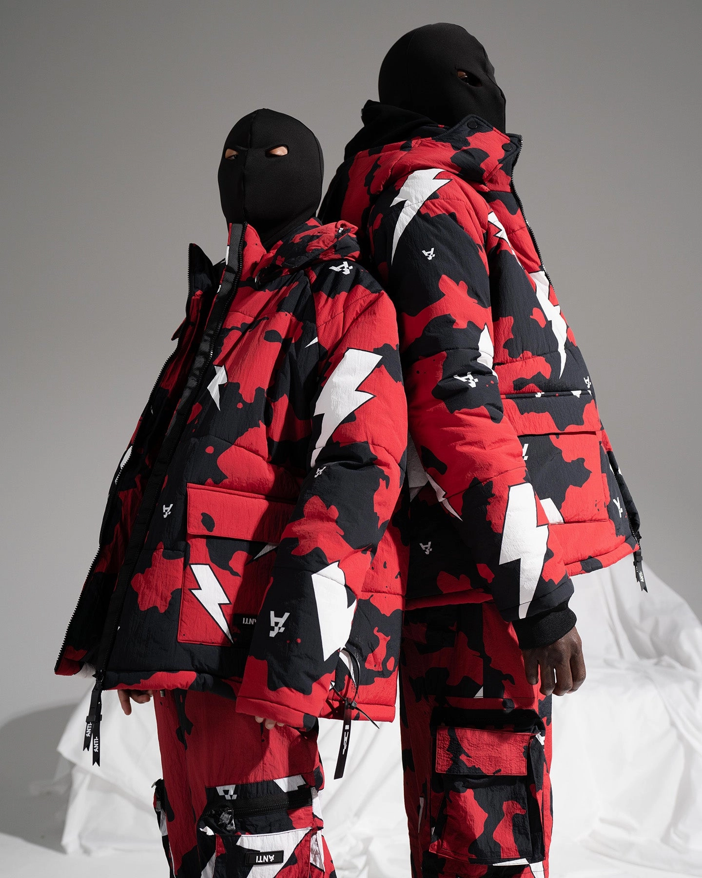 Eco-friendly Assessment The Anti Order Storm Camo Puffer Jacket Black/Red/White