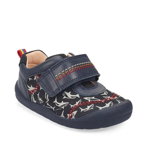 Startrite Jaws First Walker F Fit Shark