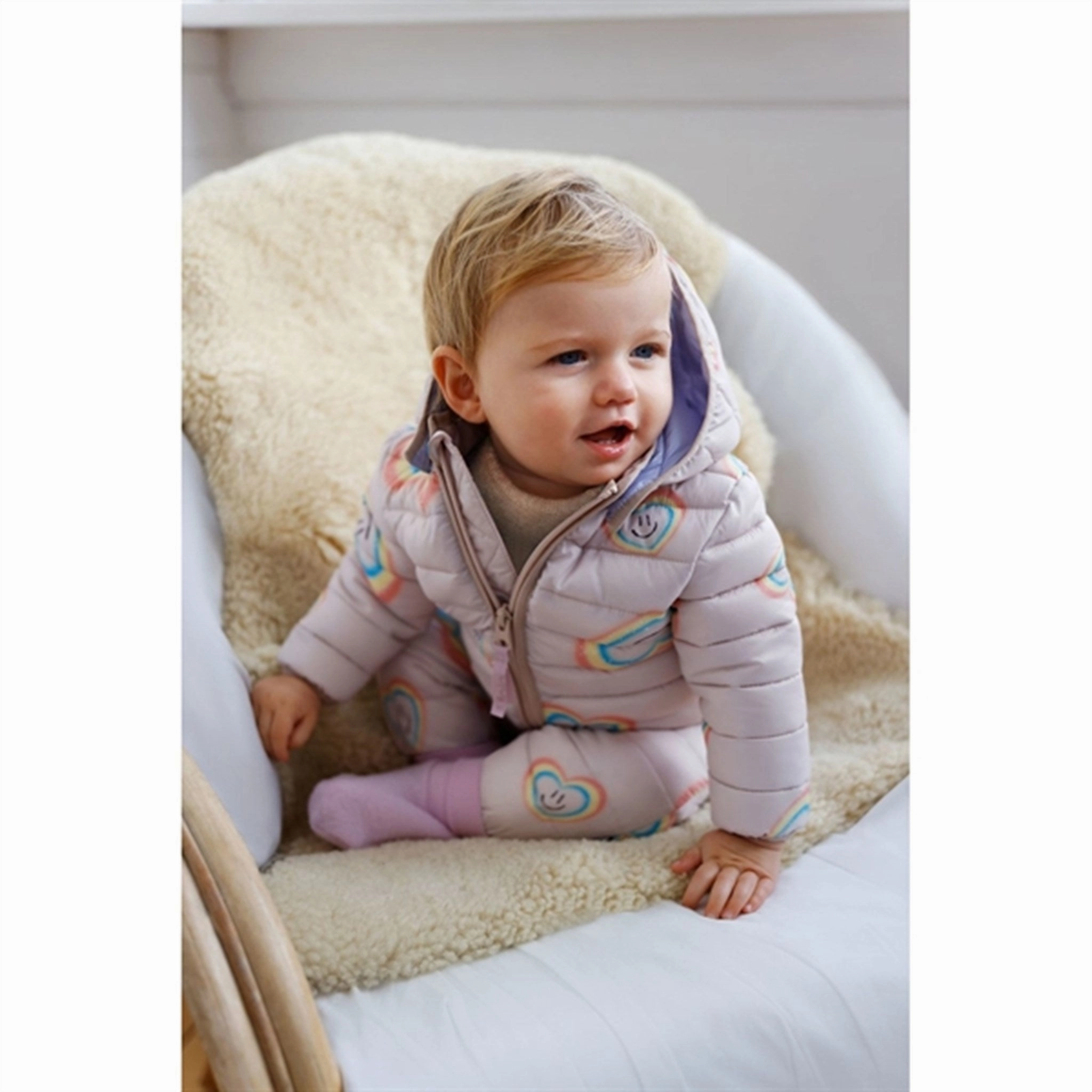 Molo Baby Aura Heart Harmony Jacket Ultra Compact Packing Design Breathable Material