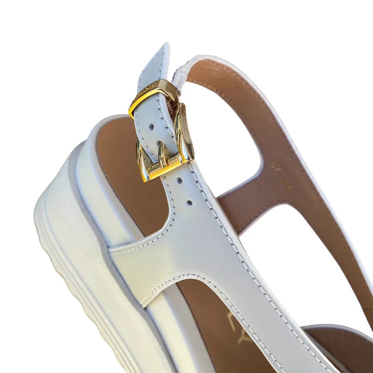 footbed cushioning Adjustable Closure Stonefly sandalo da donna con zeppa e applicazioni sula fascia Parky 34 222412-151 bianco