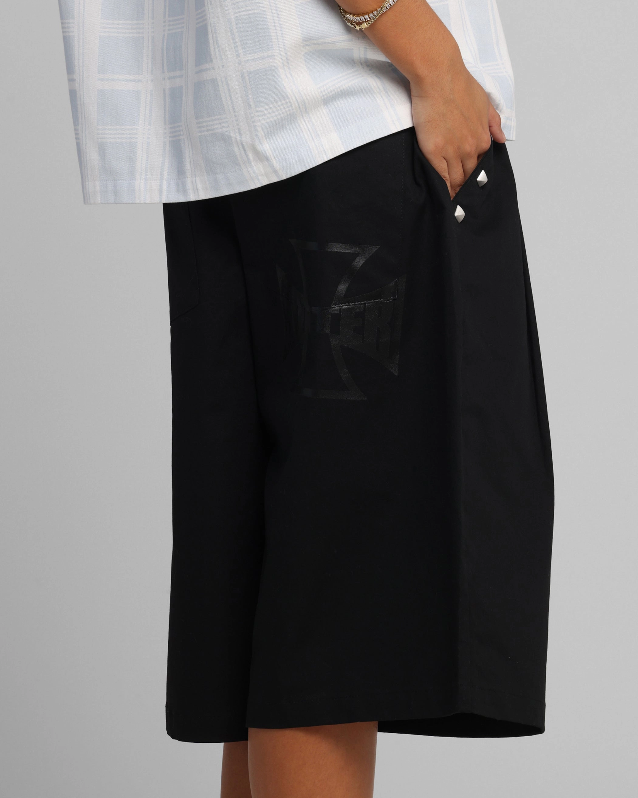 Quick Fit Design Loiter Chopper Baggy Shorts Black