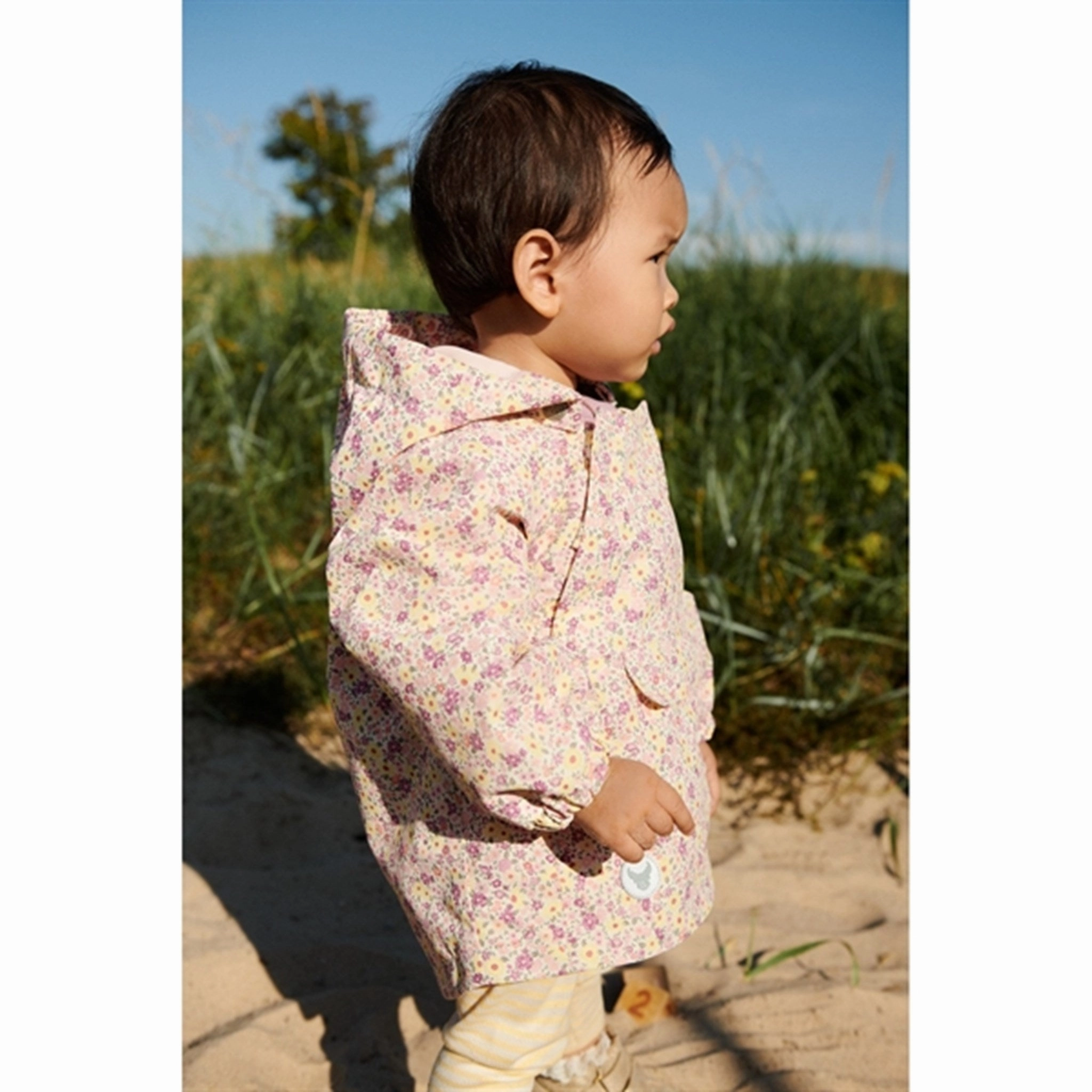 Wheat Jacket Sveo Tech Candy Flowers Versatile Layering Weight Heat Sealed Edges