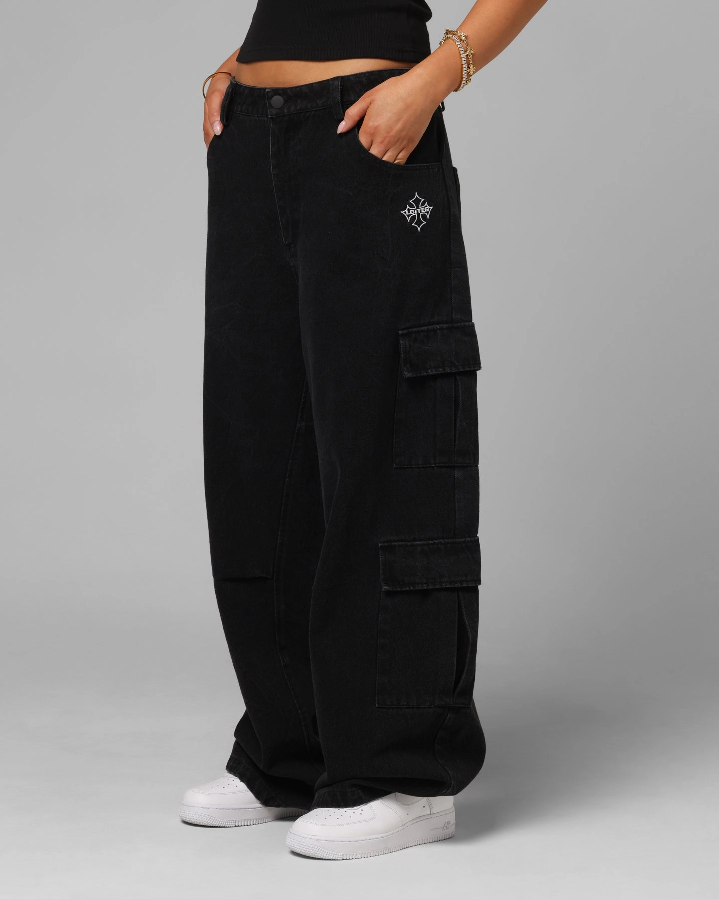 Loiter F-16 Balloon Cargo Pants Black Yoga Ready Simple and Cozy